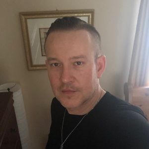 Meet your Posher, Adam